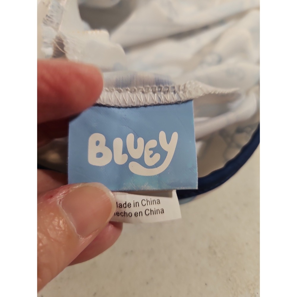 Bluey swim hat for toddler Sun Procter Lightweight Blue/white NWOT - Picture 6 of 7